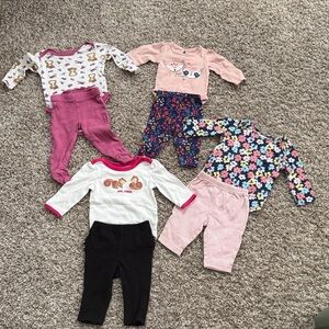 Adorable Baby Clothing Set with Animal Prints